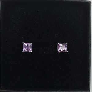 0.56 Carat Brazilian Amethyst Earrings
